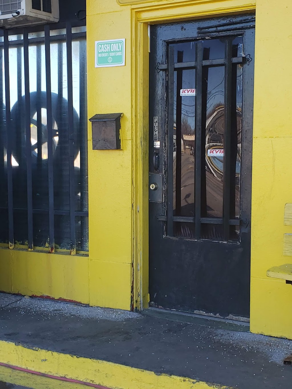 Leals Tire Shop | 500 Buckner Blvd, Dallas, TX 75217, USA | Phone: (214) 391-8730