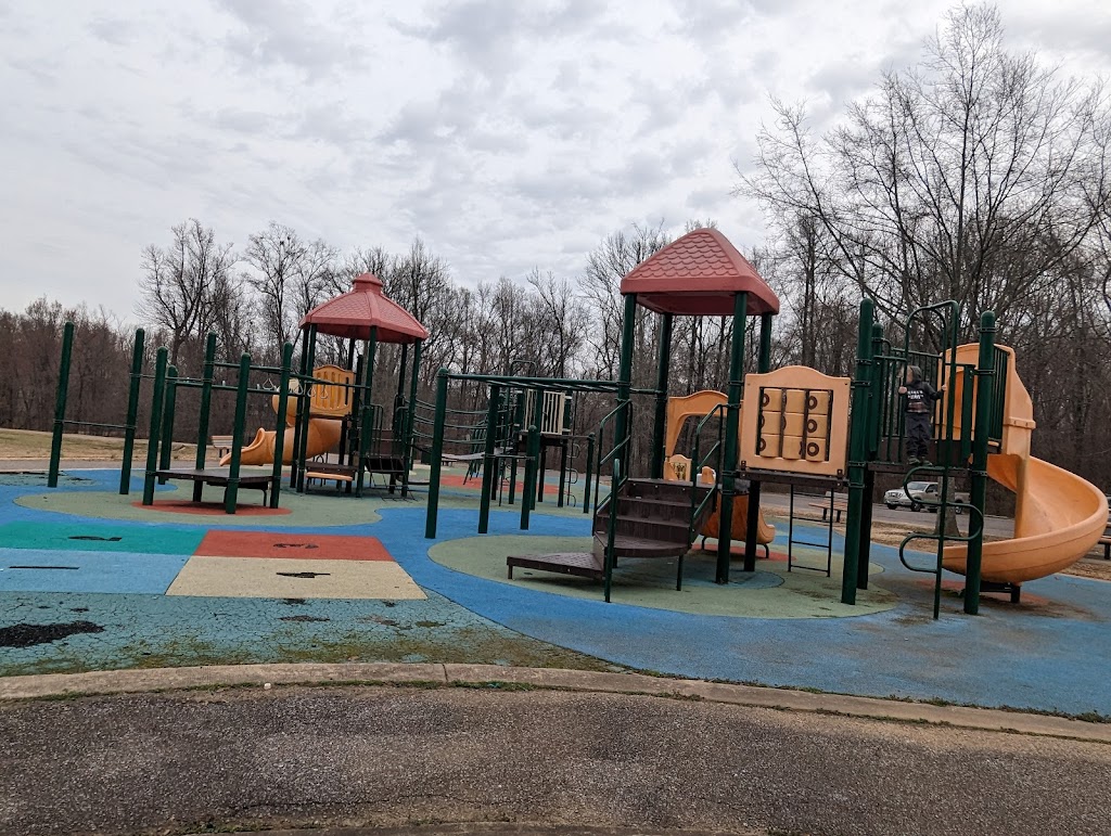 Dalstrom Park | 1015 W Shelby Dr, Memphis, TN 38109, USA | Phone: (901) 576-7275