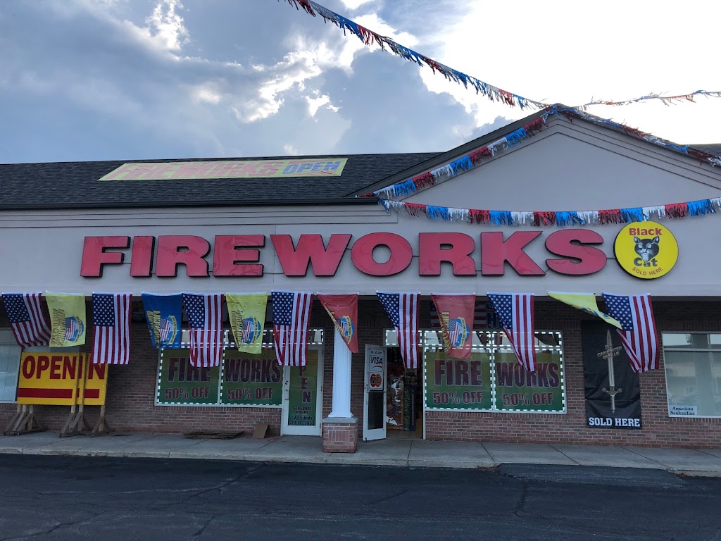 Midwest Fireworks | 1711 E 37th Ave, Hobart, IN 46342, USA | Phone: (219) 814-7005