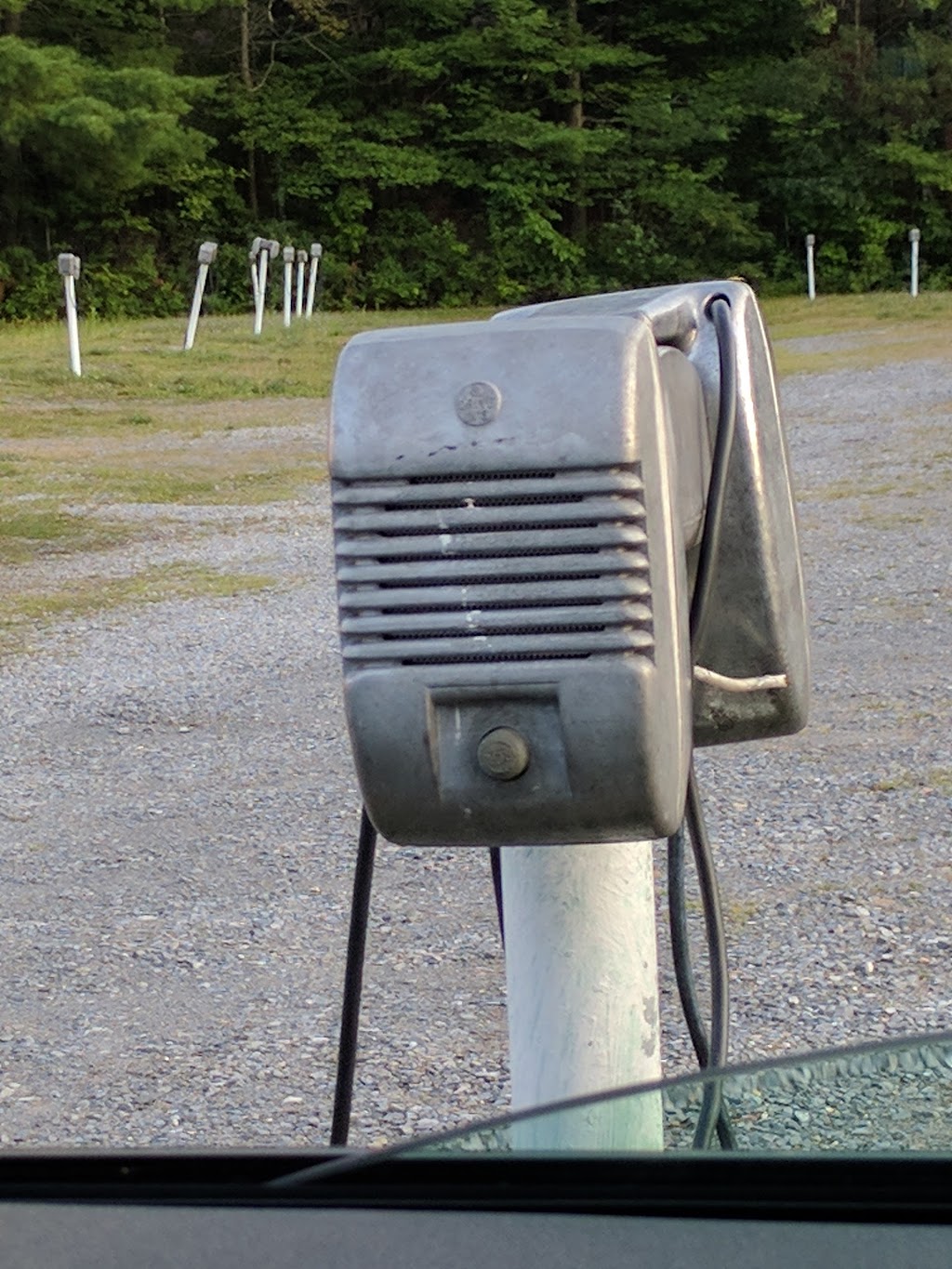 Glen Drive-In Theatre | 983 US-9, Queensbury, NY 12804, USA | Phone: (518) 792-0023