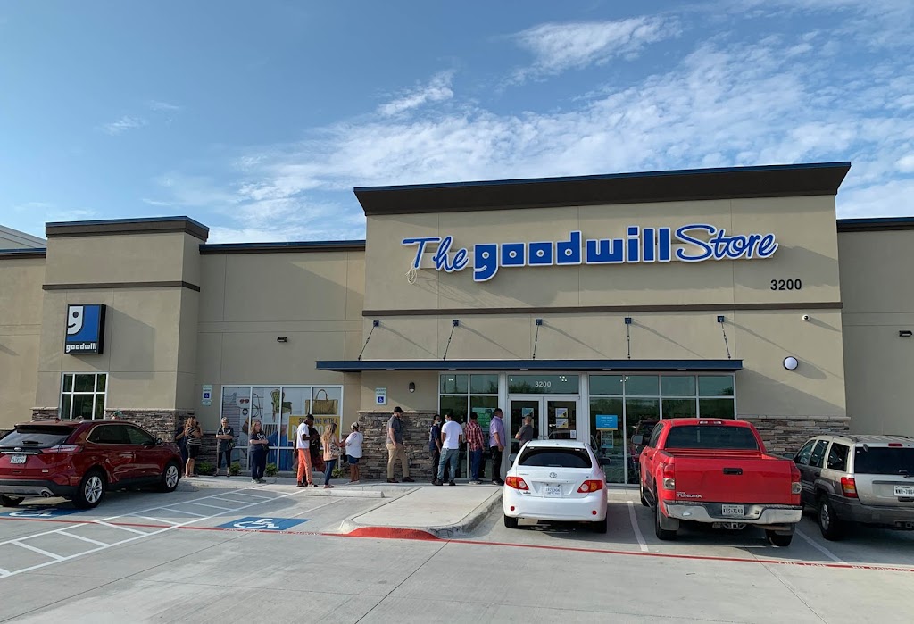 Goodwill Store - Basswood | 3200 Basswood Blvd, Fort Worth, TX 76137, USA | Phone: (817) 918-4131