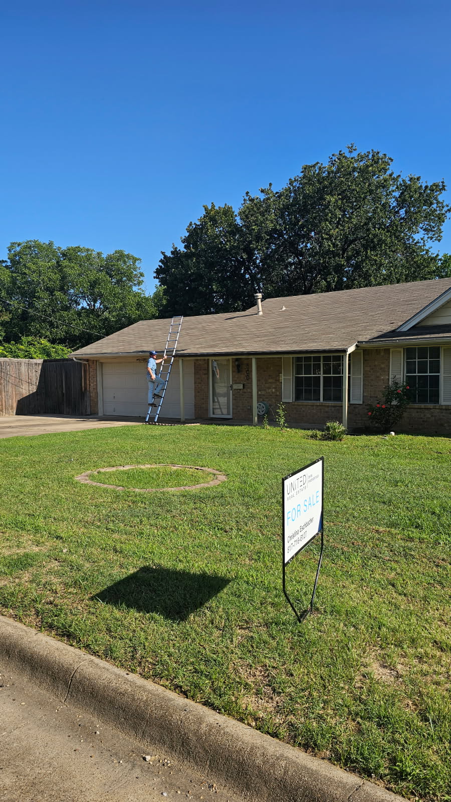 CGJ Roofing | 3425 Raider Dr, Hurst, TX 76053, USA | Phone: (817) 992-8899