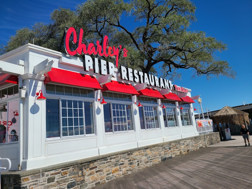 Charley’s Pier Restaurant & Tiki Bar | 1 Playland Pkwy, Rye, NY 10580, USA | Phone: (914) 305-3518