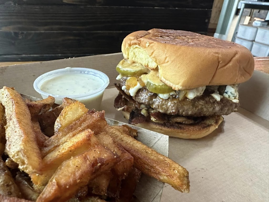 Wells Cattle Co. Burgers & Pies | 206 N Fannin St, Rockwall, TX 75087, USA | Phone: (469) 745-1625