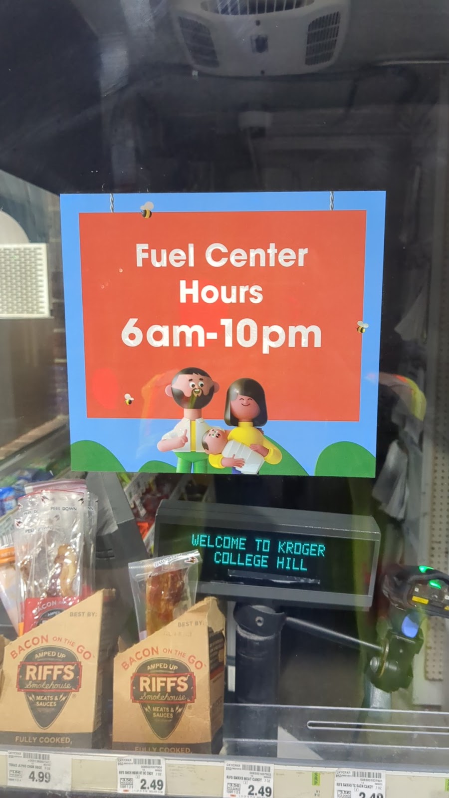 Kroger Fuel Center | 7132 Hamilton Ave, Cincinnati, OH 45231, USA | Phone: (513) 728-2727