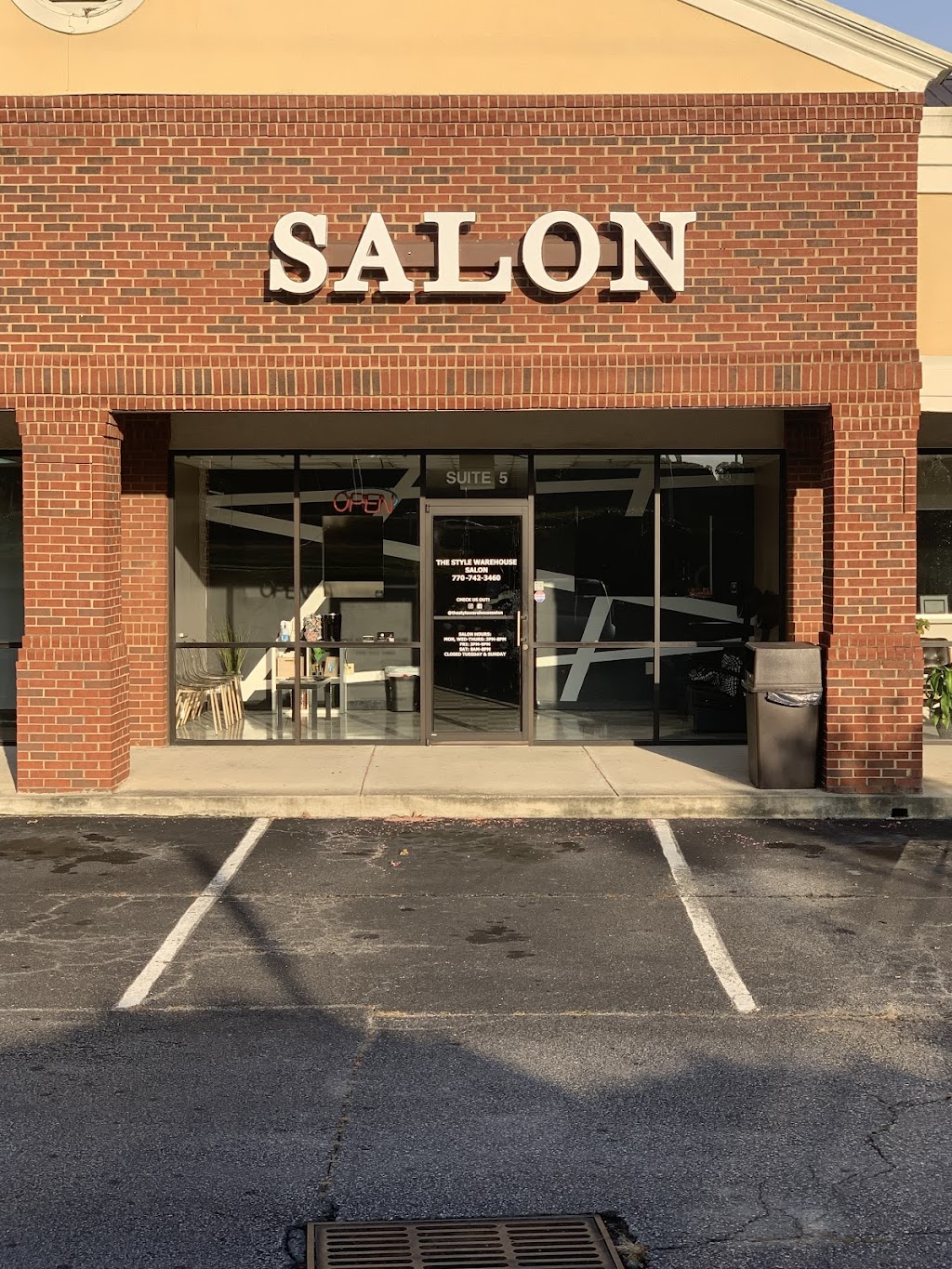 The Style Warehouse Salon | 6452 S Lee St # 5, Morrow, GA 30260, USA | Phone: (770) 742-3460