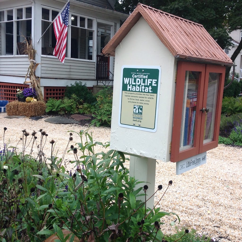 W Franklin Street Little Free Library | 227 W Franklin St, Morrisville, PA 19067, USA | Phone: (215) 888-2522