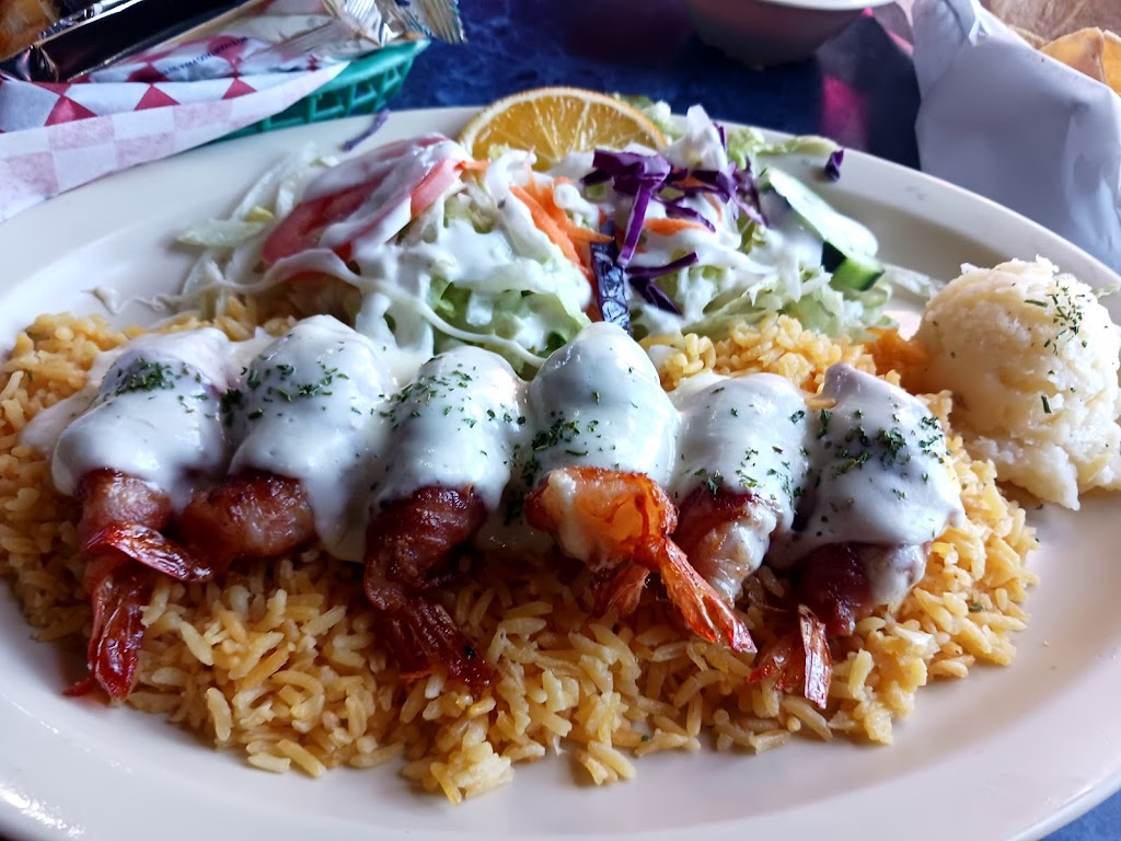 Mariscos La Isla | Av. Waterfill 369, C . Río Bravo, 32550 Juárez, Chih., Mexico | Phone: 656 682 0151