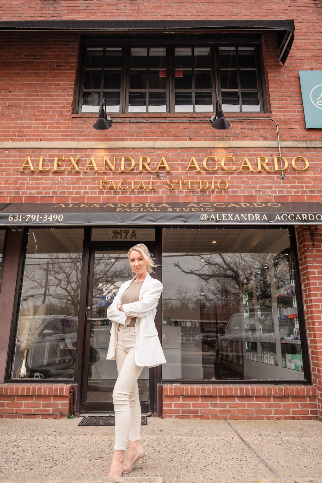 Alexandra Accardo Studio | 217 Wall St, Huntington, NY 11743, USA | Phone: (631) 791-3490