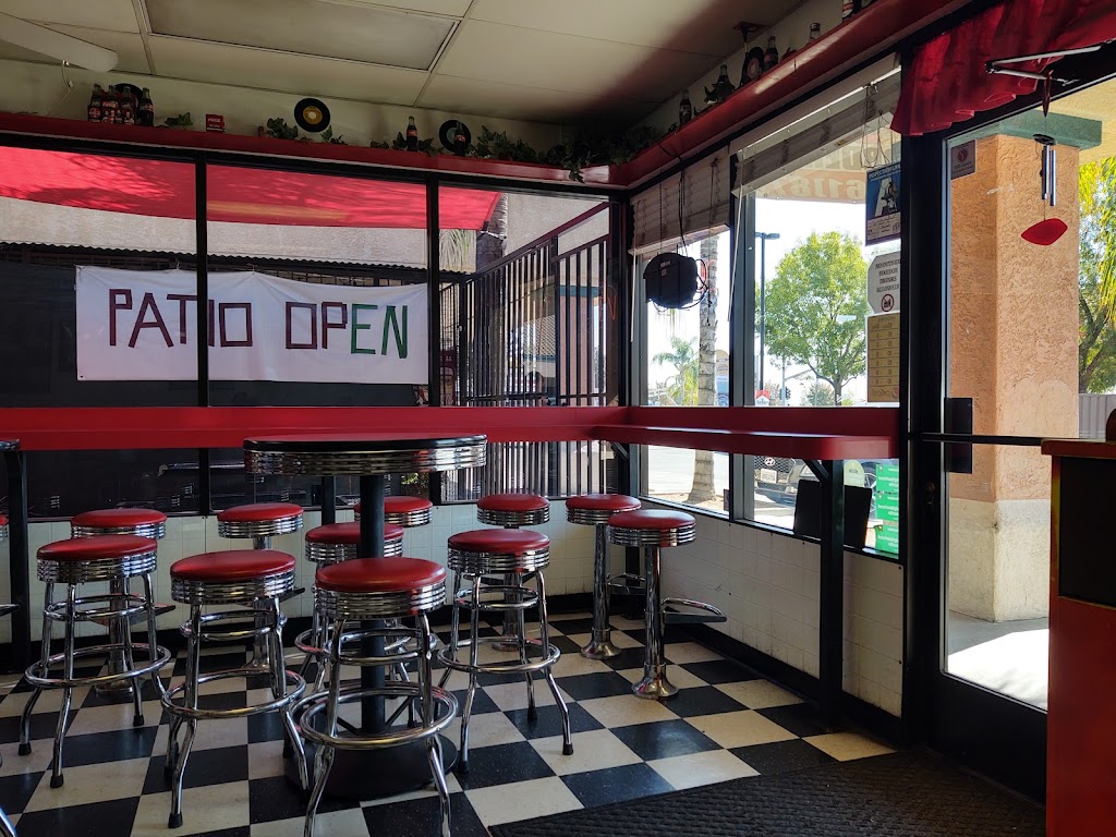 Malt Shop | 5600 Auburn St # S, Bakersfield, CA 93306 | Phone: (661) 872-1088