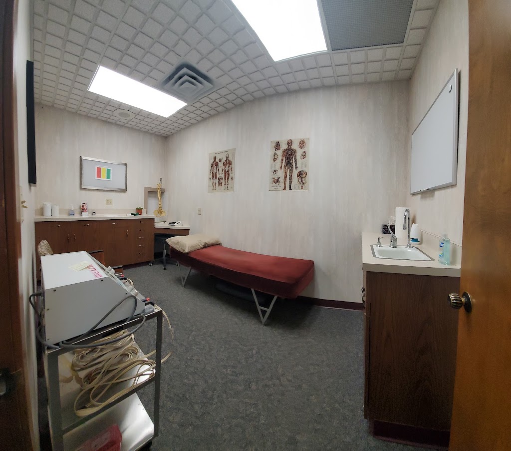 Alexander C. Burbach, Doctor of Chiropractic | 5820 S Packard Ave, Cudahy, WI 53110, USA | Phone: (414) 416-2645