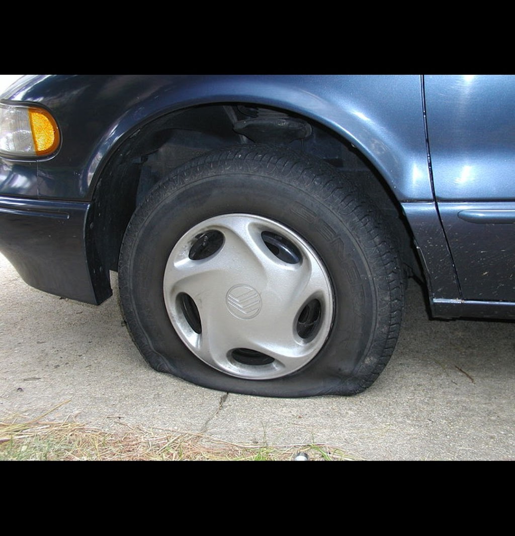 Mobile tire service | 815 John Adams Dr, San Antonio, TX 78228, USA | Phone: (210) 682-5217