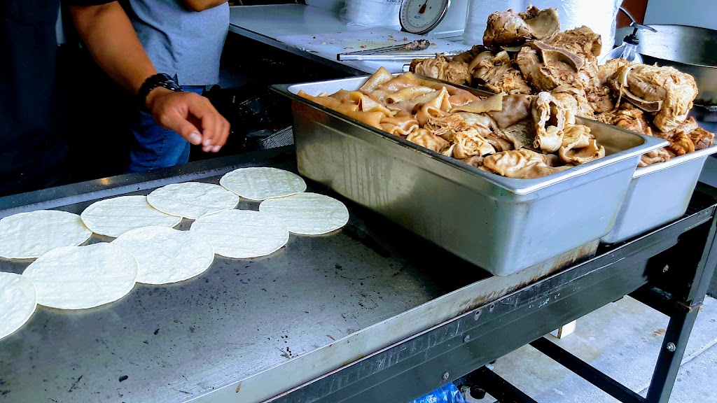 CARNITAS EL CHOCHE | 11858 S Figueroa St, Los Angeles, CA 90061, USA | Phone: (323) 683-1269