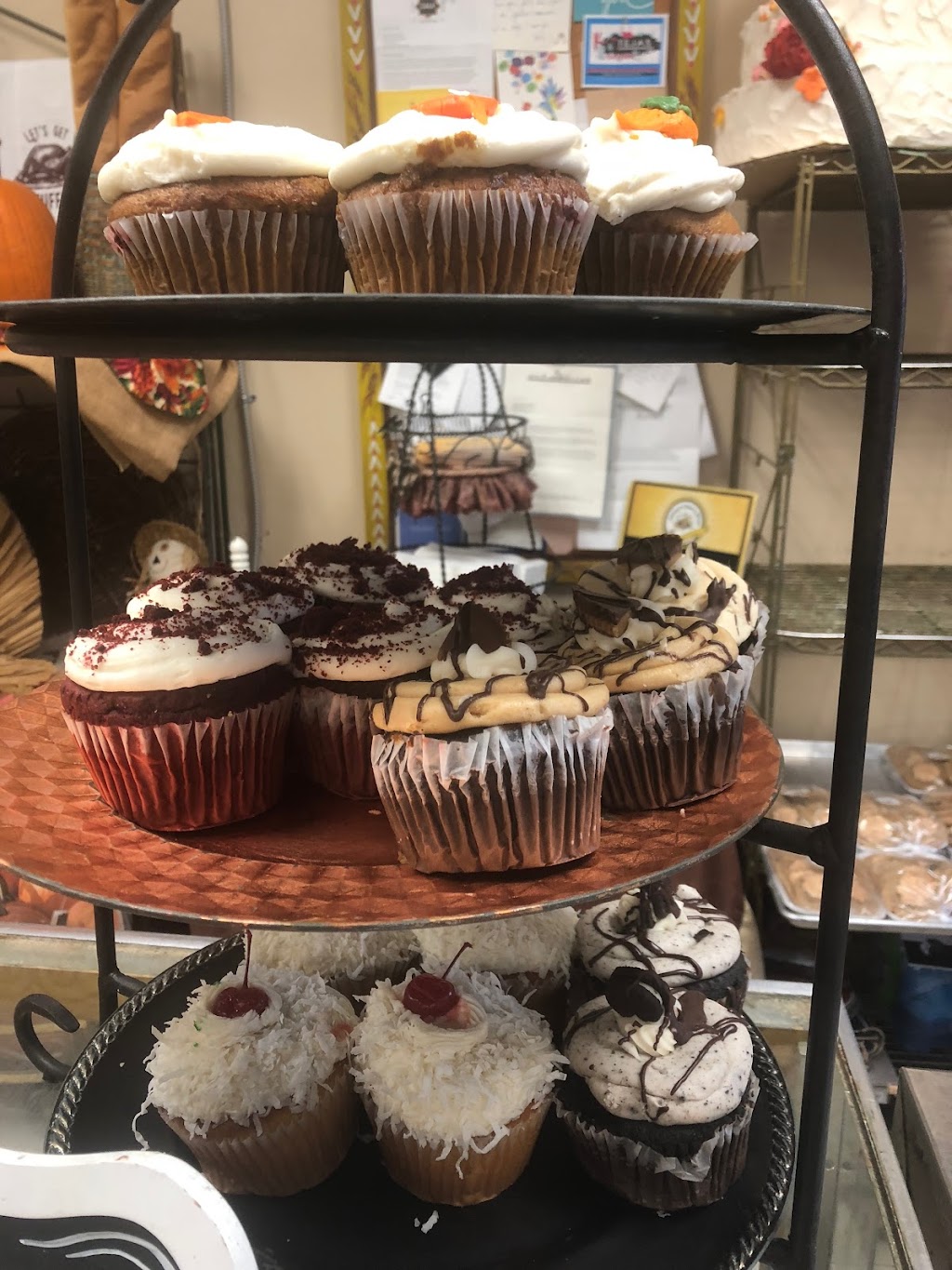 Ashleys Pastry Shop | 21 Park Ave, Dayton, OH 45419, USA | Phone: (937) 293-1719