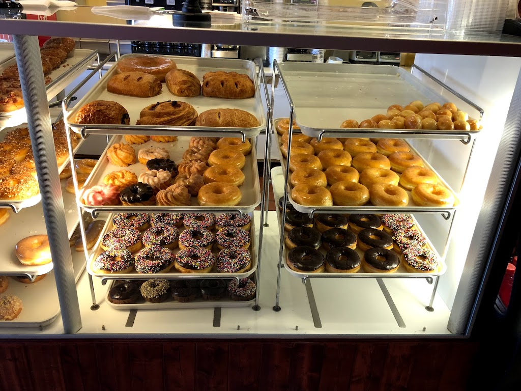 Kolsa’s Donuts | 1410 Beaumont Ave, Beaumont, CA 92223, USA | Phone: (951) 769-4443