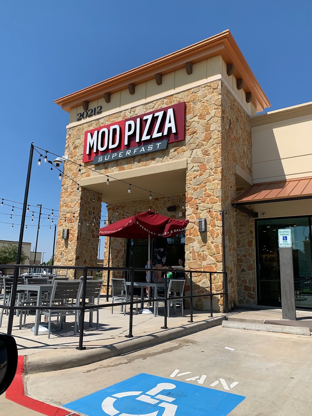 MOD Pizza | 20212 Champion Forest Dr Suite 800, Spring, TX 77379, USA | Phone: (936) 209-5008