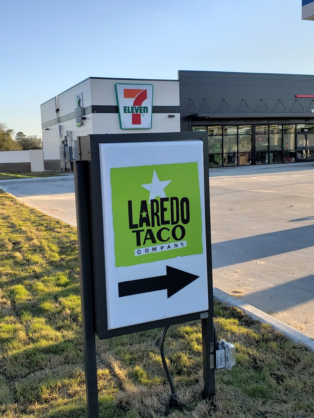 Laredo Taco Company | 2213 Spring Stuebner Rd, Spring, TX 77389 | Phone: (832) 349-1005