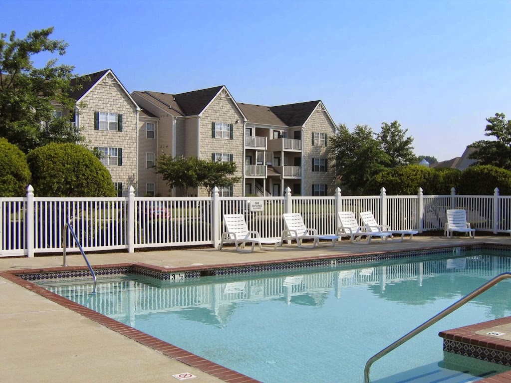 Taylor Pointe Apartments | 3245 Meadows Way, Chesapeake, VA 23321, USA | Phone: (757) 997-6786