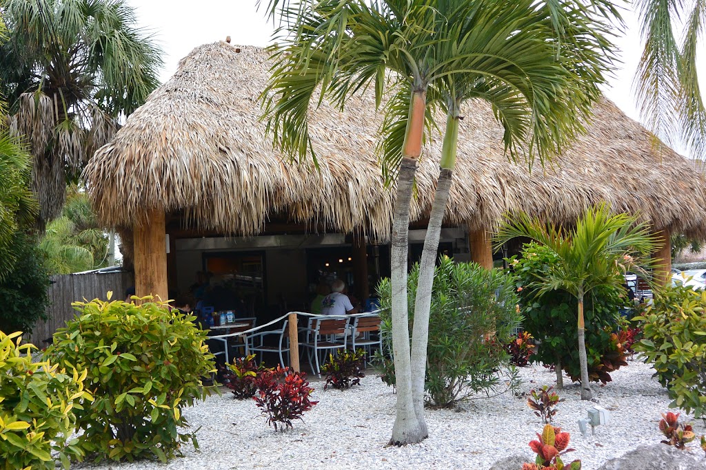 Turtle Beach Grill | 8865 Midnight Pass Rd, Sarasota, FL 34242, USA | Phone: (941) 349-2280