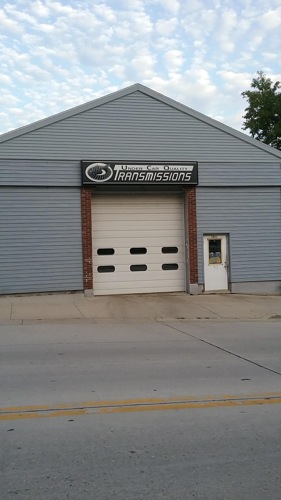 Undercar Quality Transmissions | 1821 Barton Ave, West Bend, WI 53090, USA | Phone: (262) 338-0600