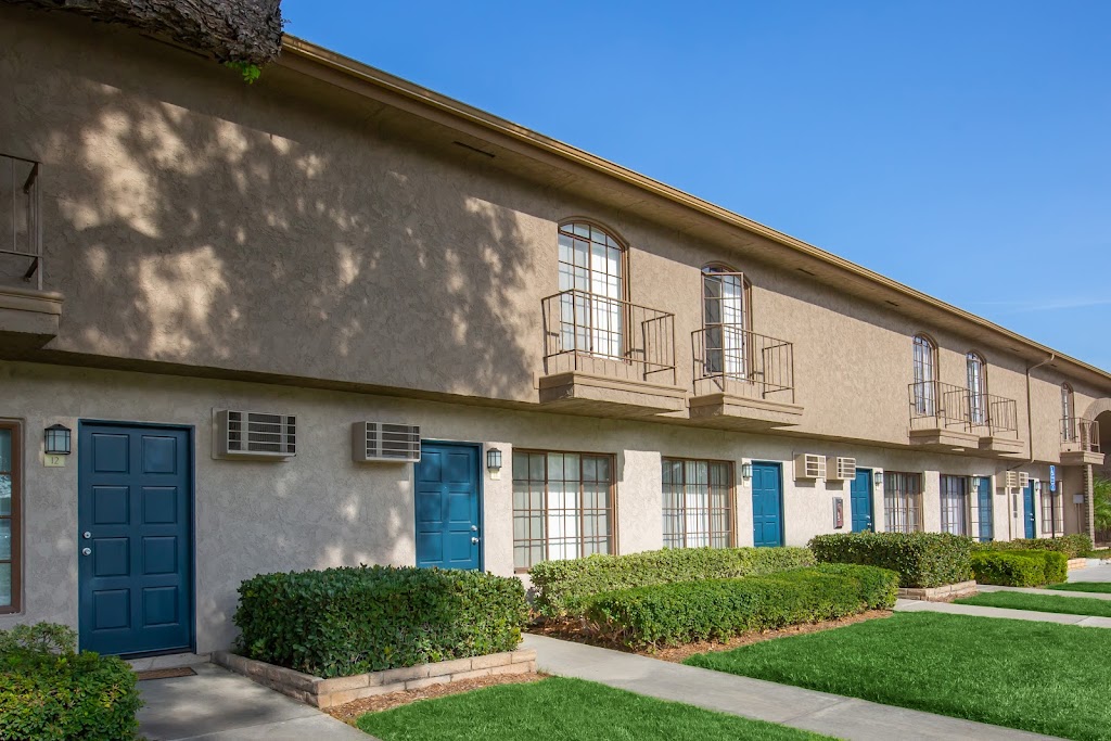 Buena La Vista Apartment Homes | 7035 Santa Irene Cir, Buena Park, CA 90620, USA | Phone: (714) 242-8966