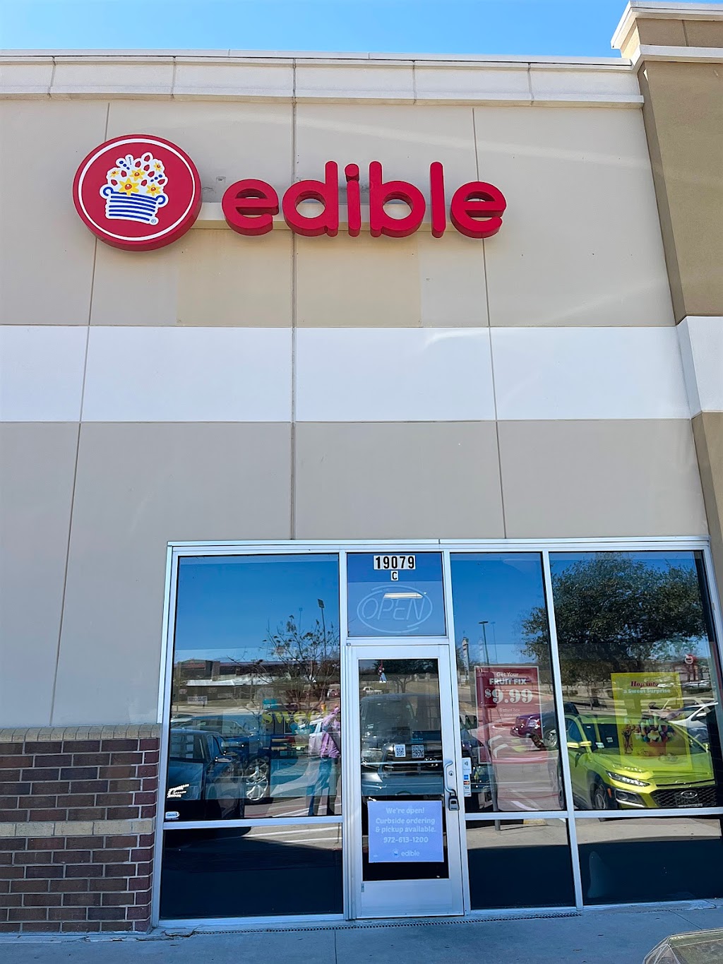 Edible Arrangements | 19079 Lyndon B Johnson Fwy 635 Ste 55C, Mesquite, TX 75150 | Phone: (972) 613-1200