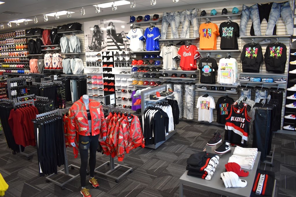 Hibbett Sports | 1688F N Perris Blvd Space F, Perris, CA 92571, USA | Phone: (951) 287-8814