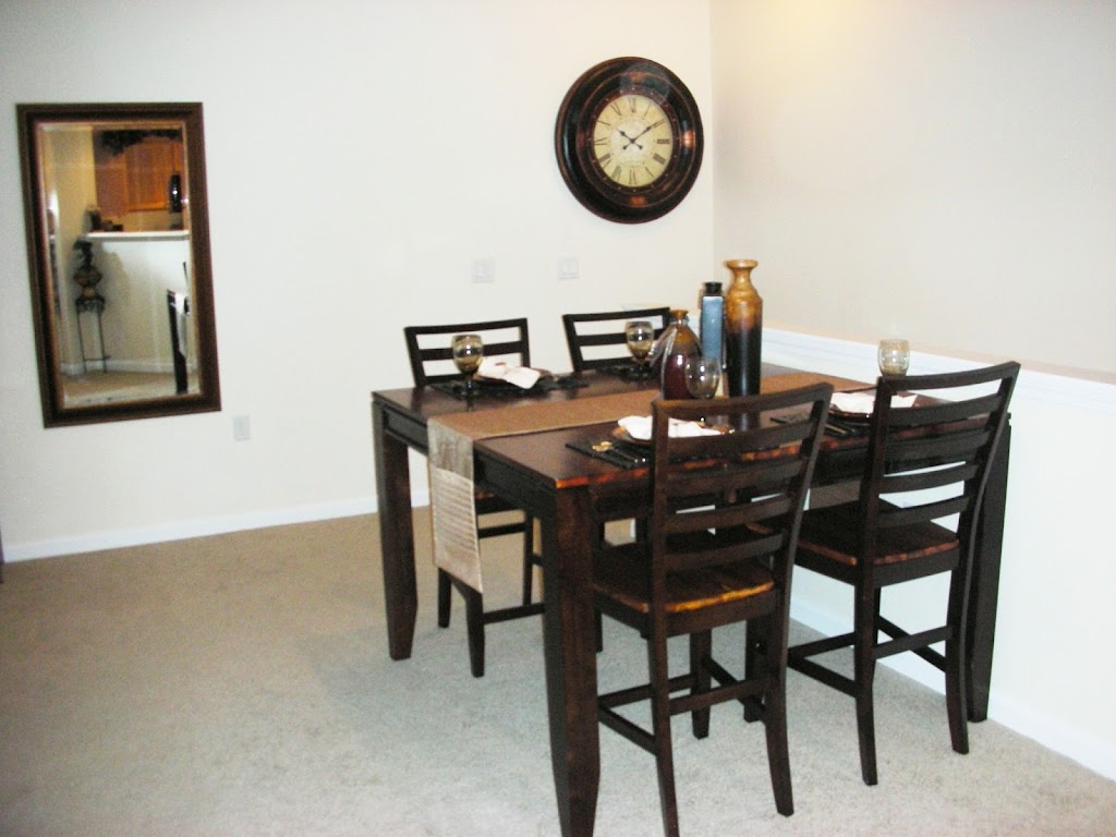 Summerlinn Apartment Homes | 400 Springtree Ln, West Linn, OR 97068, USA | Phone: (503) 738-1907