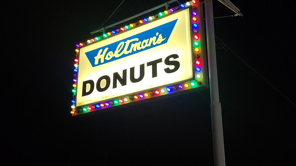 Holtmans Donut Shop | 1399 OH-28, Loveland, OH 45140, USA | Phone: (513) 575-1077