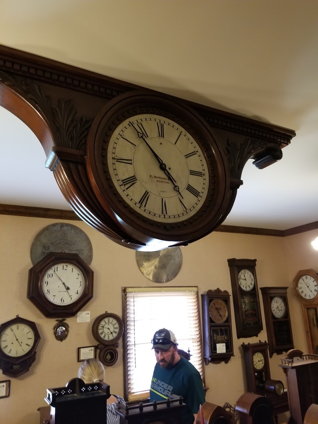 Antique Clock Shop | 202 N Broome St, Waxhaw, NC 28173, USA | Phone: (704) 843-4120