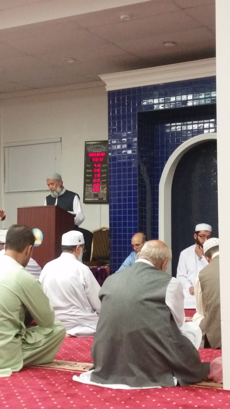Masjid Noor Islamic and Cultural Community Center | 4035 Treat Blvd, Concord, CA 94518, USA | Phone: (925) 768-4885