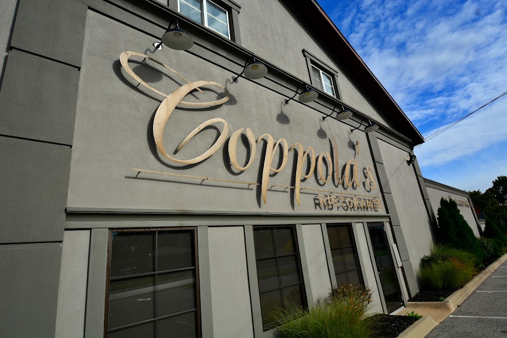 Coppolas Ristorante & Banquet Facility | 203 Carlton St, St. Catharines, ON L2R 1S1, Canada | Phone: (905) 688-6694