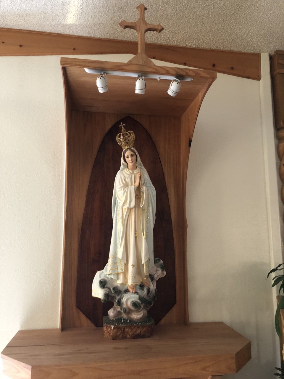 Our Lady of Sorrows Catholic Church | 301 S Camino Del Pueblo, Bernalillo, NM 87004, USA | Phone: (505) 867-5252