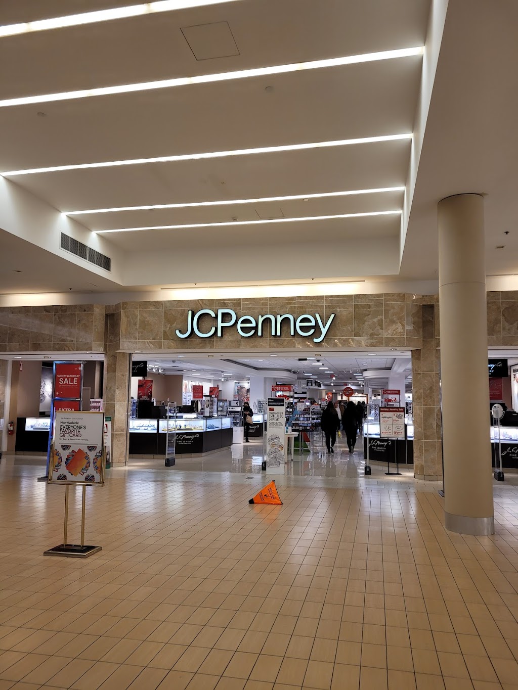 JCPenney | 210 Andover St, Peabody, MA 01960, USA | Phone: (978) 977-3050