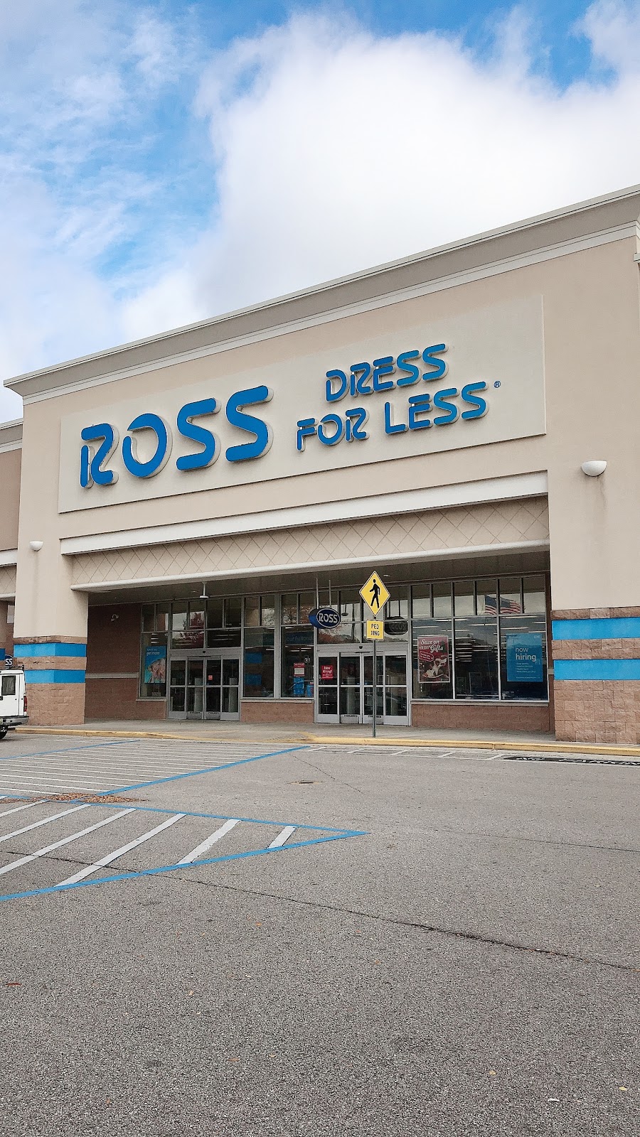 Ross Dress for Less | 3375 Lowery Pkwy, Fultondale, AL 35068, USA | Phone: (205) 841-3602