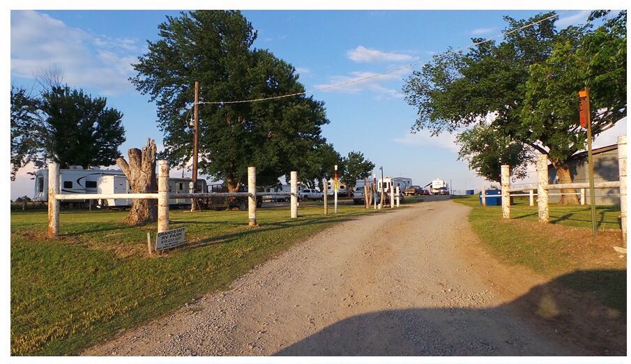 Grandstaff RV Parks | 1107 E Grandstaff Rd, Cushing, OK 74023, USA | Phone: (918) 223-5207