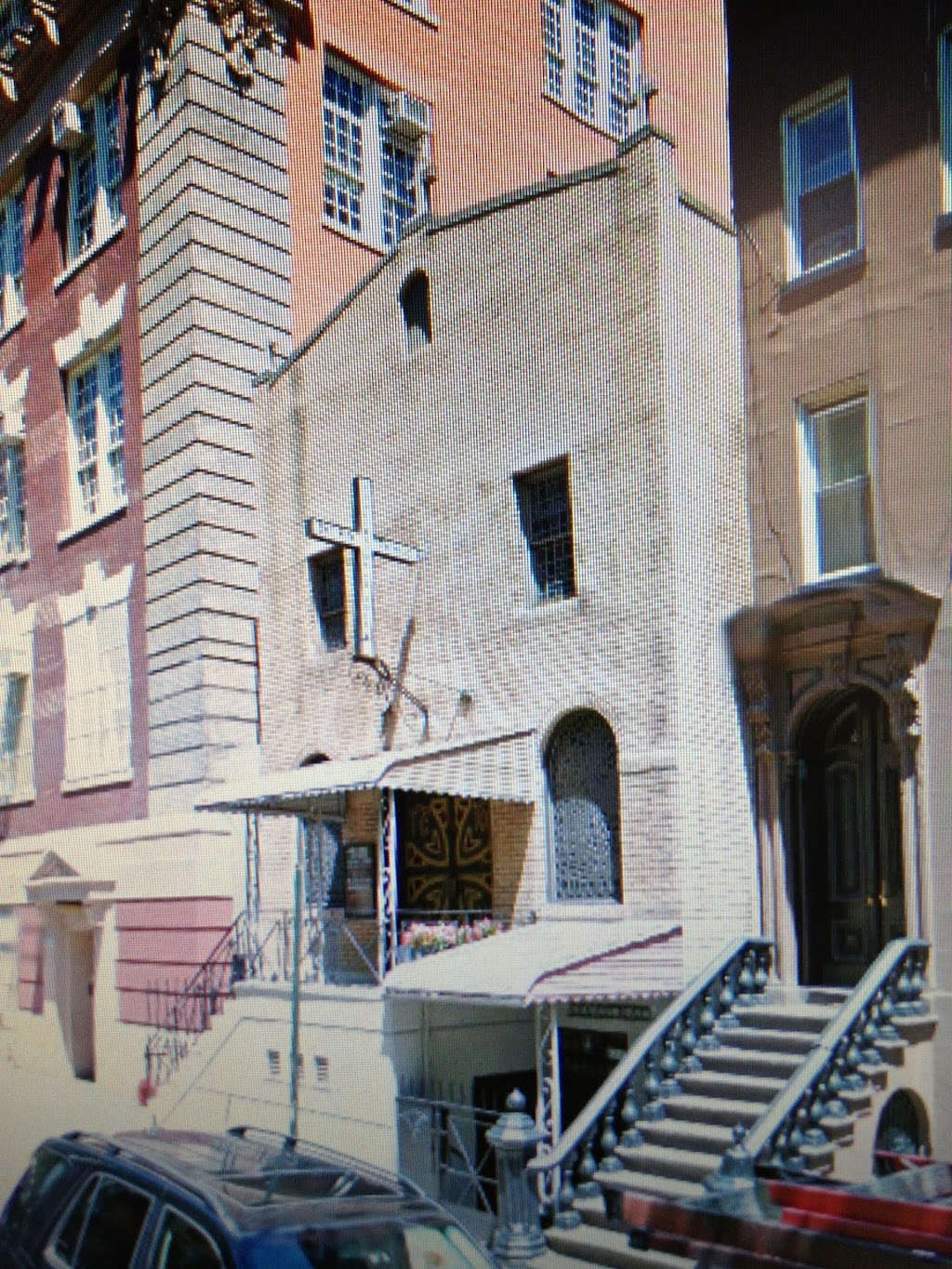 Holy Cross the Byzantine Rite | 323 E 82nd St, New York, NY 10028, USA | Phone: (212) 737-1159