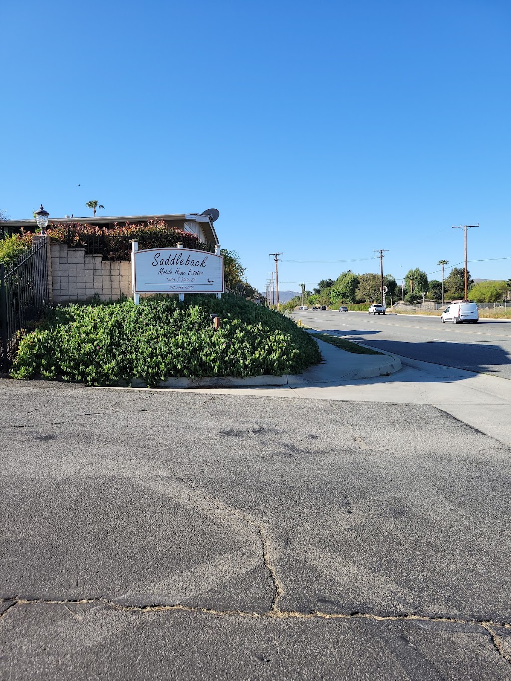 Saddleback Mobile Home Estates | 1536 S State St, Hemet, CA 92543, USA | Phone: (951) 658-0023