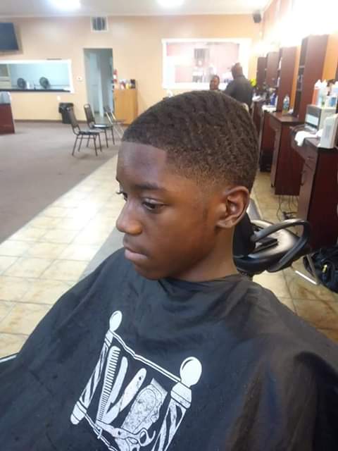 Legendary beauty and barber salon | 1040 Middlebelt Rd, Inkster, MI 48141, USA | Phone: (313) 653-9788