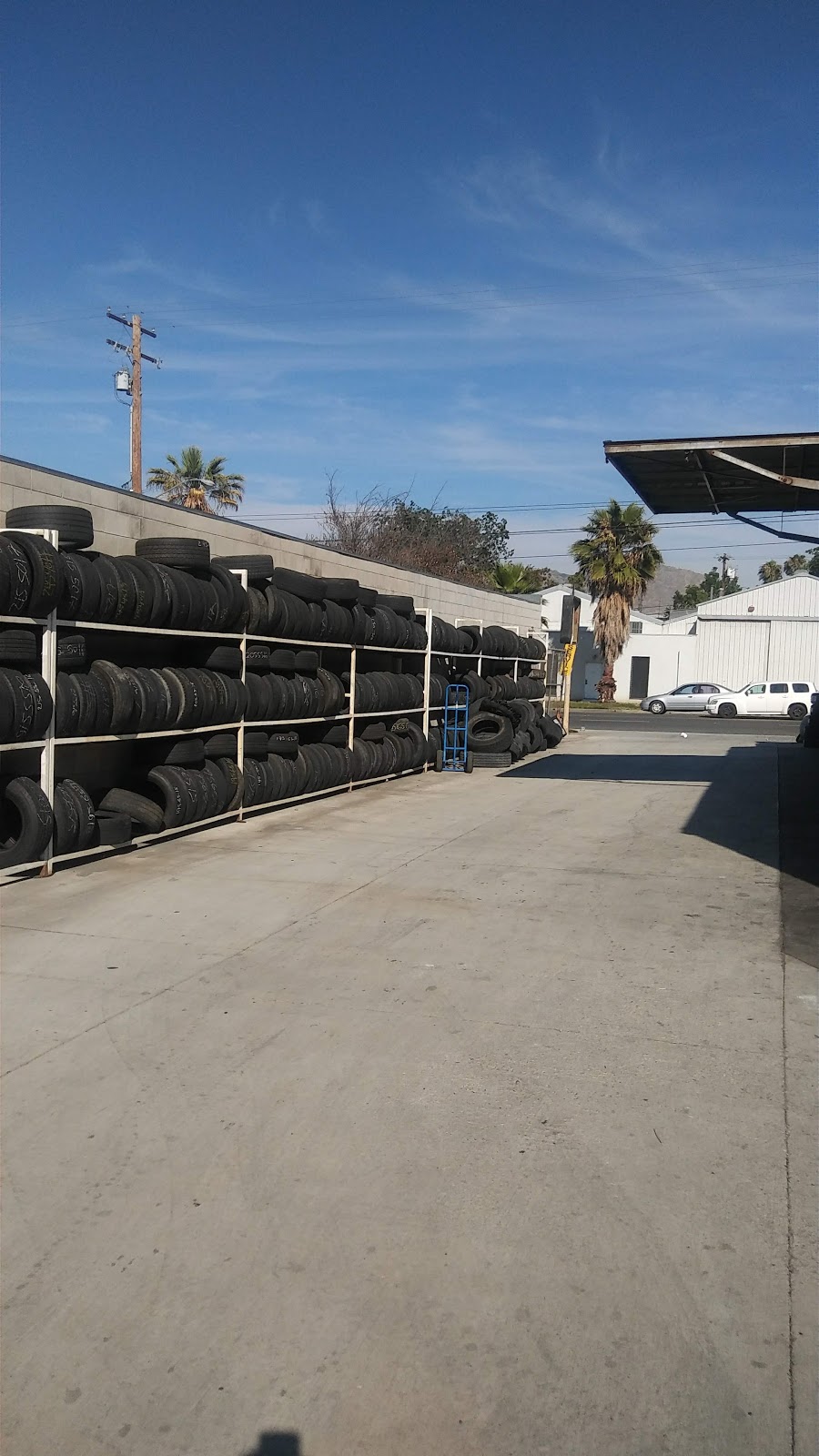 Hectors Tire Shop | 2491 Main St, Riverside, CA 92501, USA | Phone: (951) 682-8021