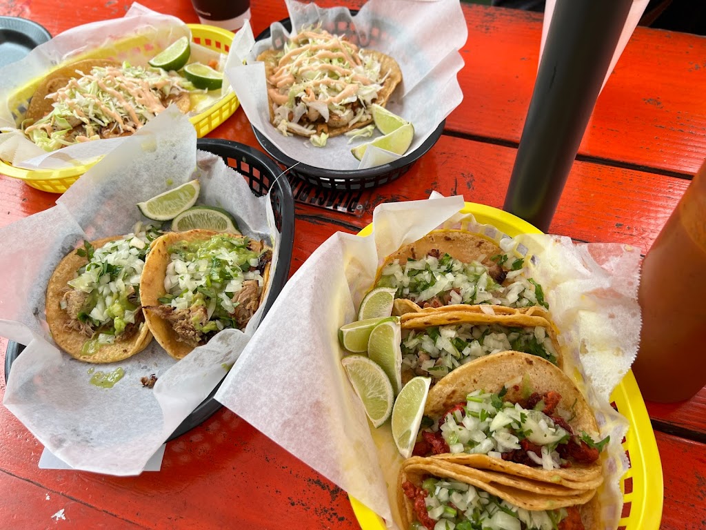 Roxy’s Tacos | 815 C St, San Diego, CA 92101, USA | Phone: (619) 349-4839