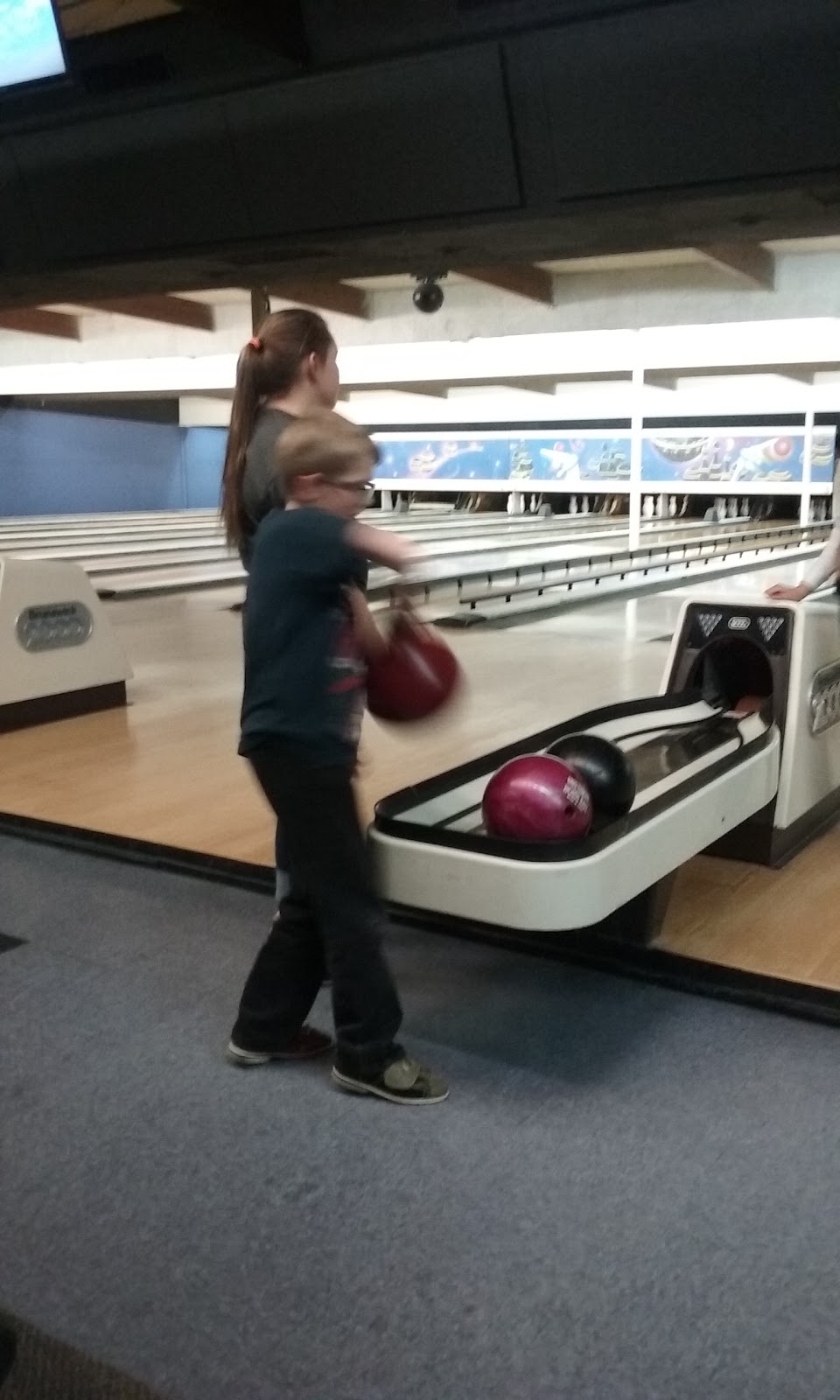 Terrell Bowling Center | 2500 W Moore Ave, Terrell, TX 75160, USA | Phone: (972) 563-6468