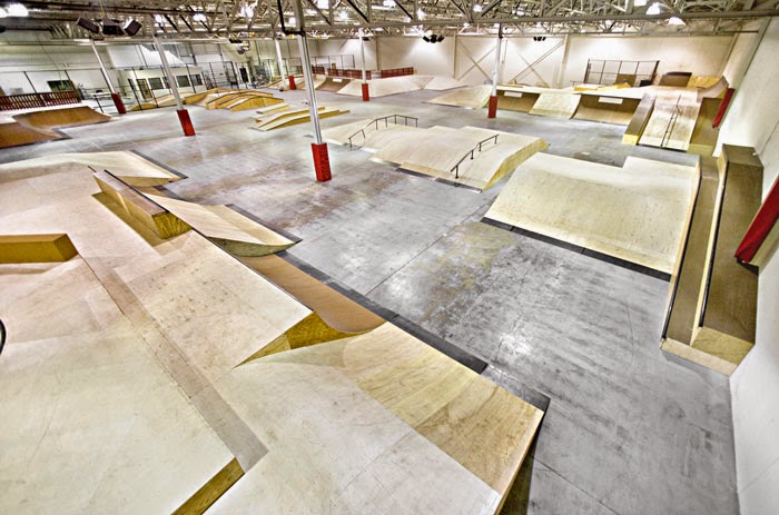 Modern Skate & Surf | 1500 N Stephenson Hwy, Royal Oak, MI 48067, USA | Phone: (248) 546-7275