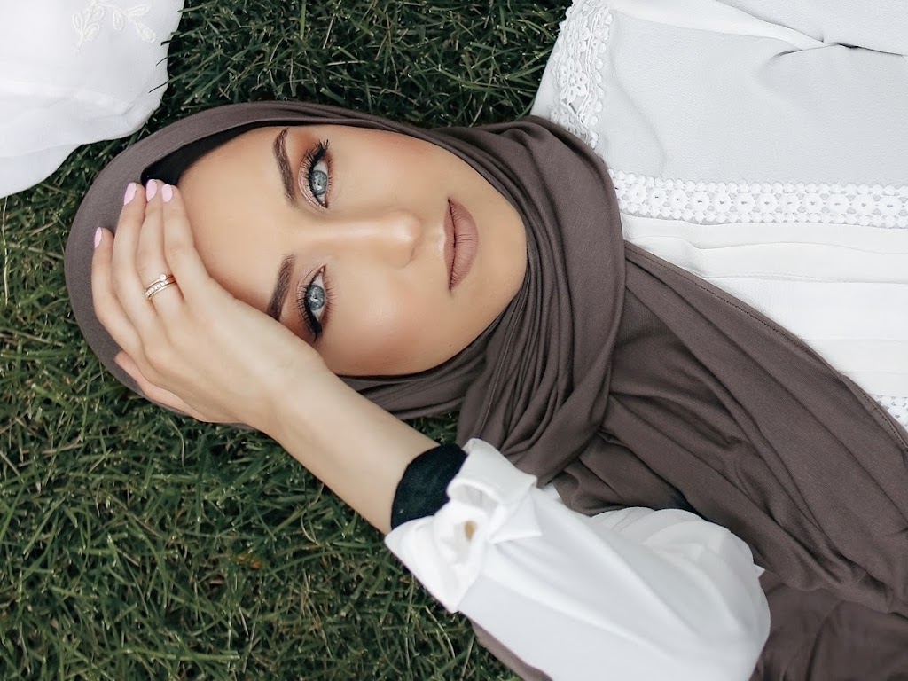 Modish Hijab | 2020 N Telegraph Rd, Dearborn, MI 48128, USA | Phone: (313) 887-1888
