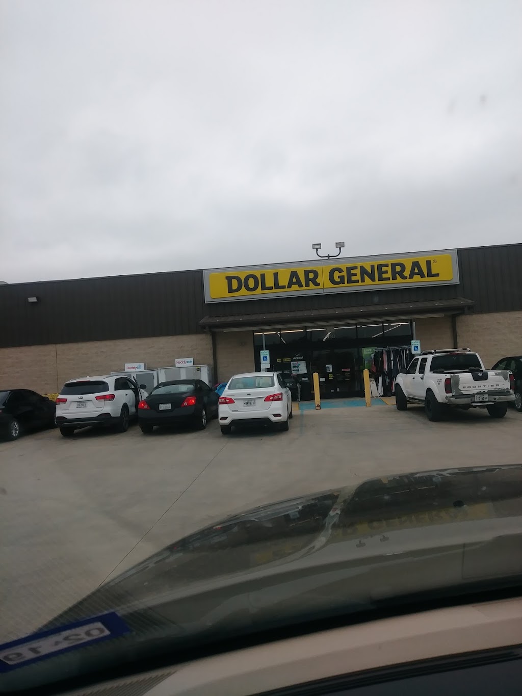 Dollar General | 108 Royal Rd, Cedar Creek, TX 78612, USA | Phone: (737) 999-0411