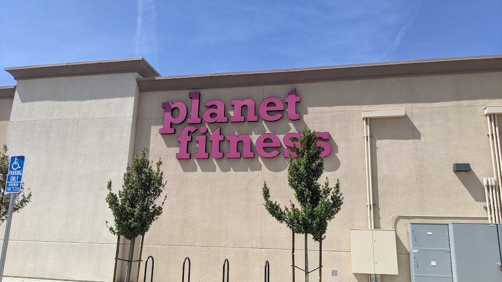 Planet Fitness | 1919 W Lacey Blvd, Hanford, CA 93230, USA | Phone: (559) 410-8121