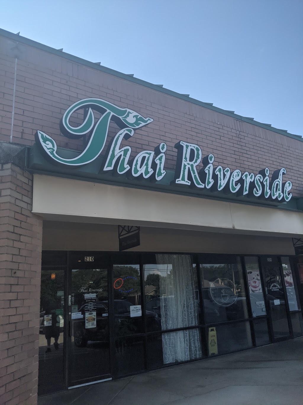 Thai Riverside Restaurant | 2100 W Northwest Hwy #210, Grapevine, TX 76051, USA | Phone: (817) 424-3765