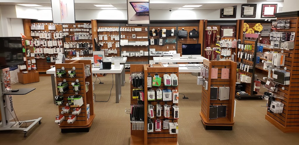 Boston College Bookstore | 140 Commonwealth Avenue, Chestnut Hill, MA 02467, USA | Phone: (617) 552-0900