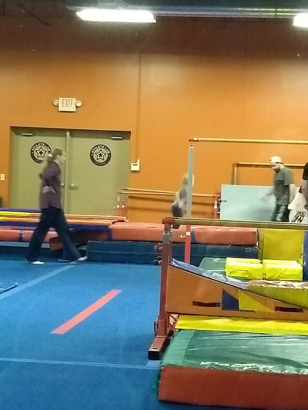 Midwest Gymnastics Center | 3225 Country Dr #100, Little Canada, MN 55117, USA | Phone: (651) 482-9616