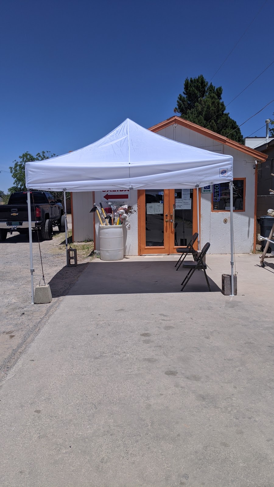 Luna Hardware | 728 Luna Dr, Chaparral, NM 88081, USA | Phone: (575) 824-0233